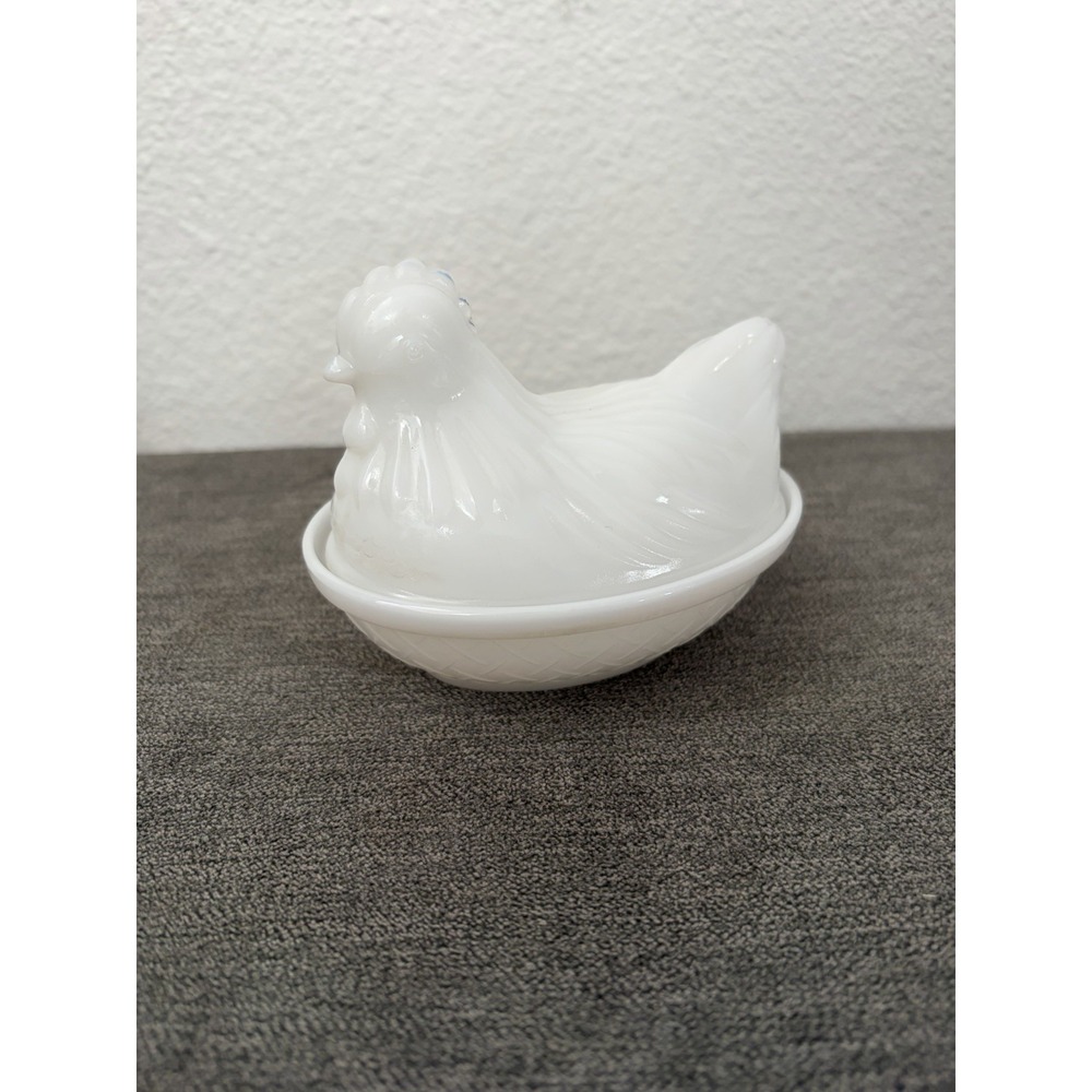 VTG Hazel Atlas Milk Glass Hen on Nest 4 1/2 " Covered Dish Chicken Basket MCM